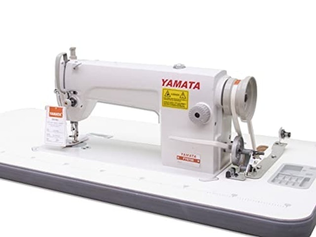 1. Máquina de Costura Reta Industrial Yamata - YAMATA